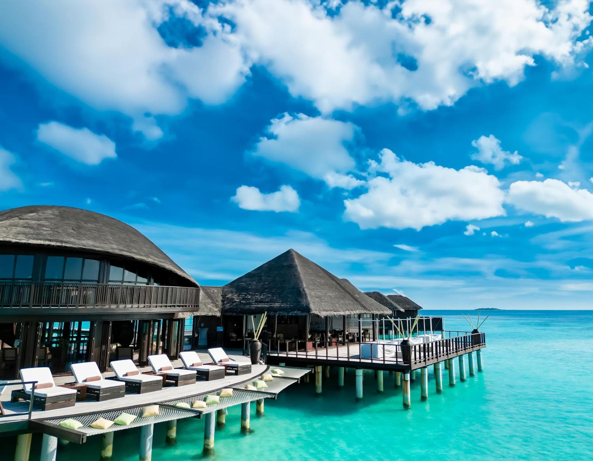 Coco Bodu Hithi - 50 Percent Off Shared Roundtrip Speedboat For Stays From 1 May To September 2025 Exterior photo Water villas at the resort