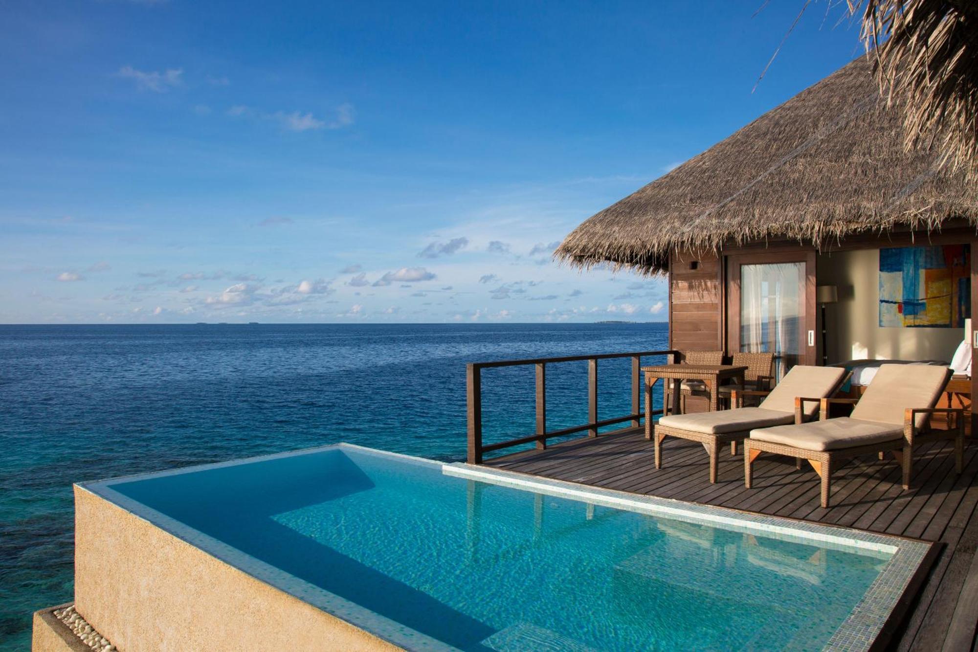 Coco Bodu Hithi - 50 Percent Off Shared Roundtrip Speedboat For Stays From 1 May To September 2025 Exterior photo A pool villa at the resort